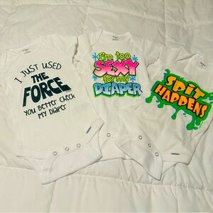 NEW!! Gerber Baby Onesie Bundle 3-6months